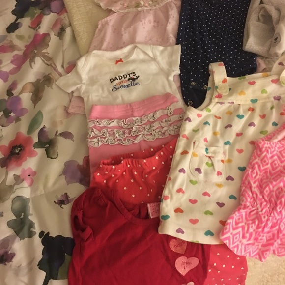 💥💥4/$30 Baby clothes Lot - Picture 2 of 4